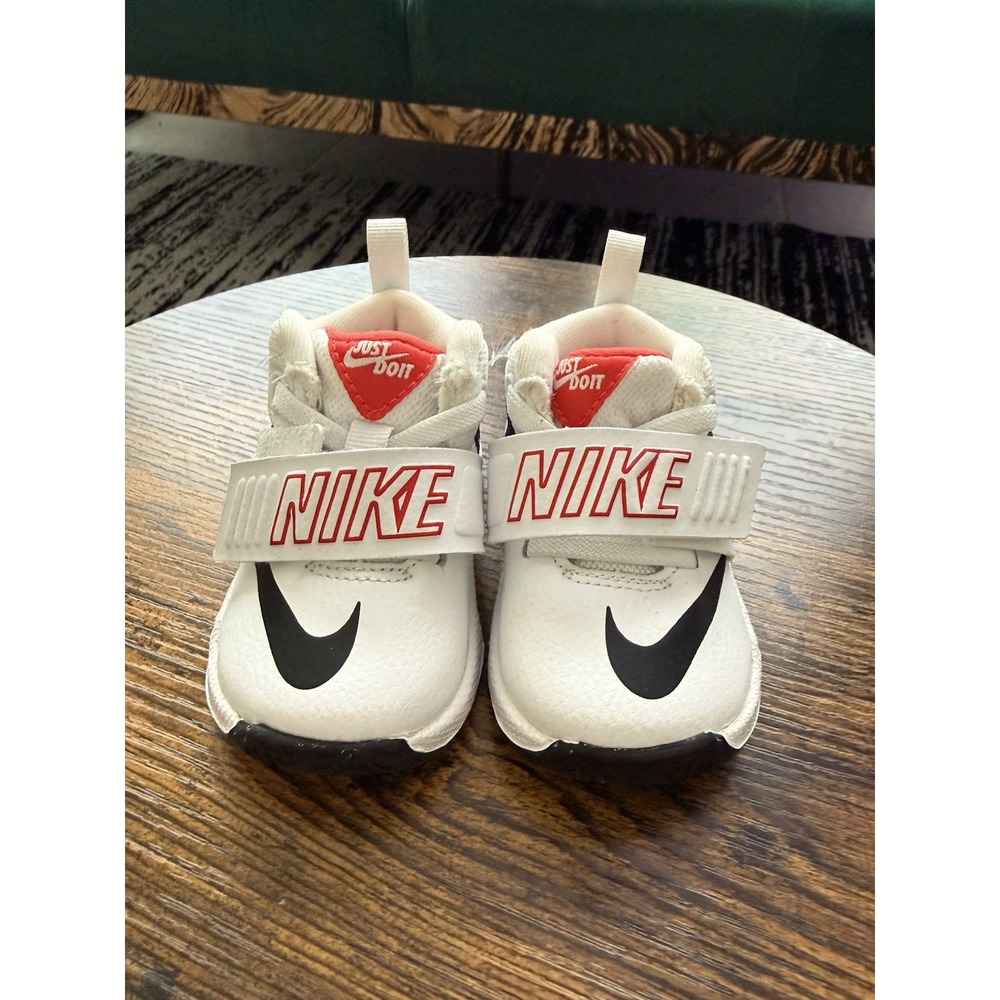 NIKE Team Hustle D8 Just Do‎ It Shoes White #AQ9978-100 Infant/Toddler Sz 3c
